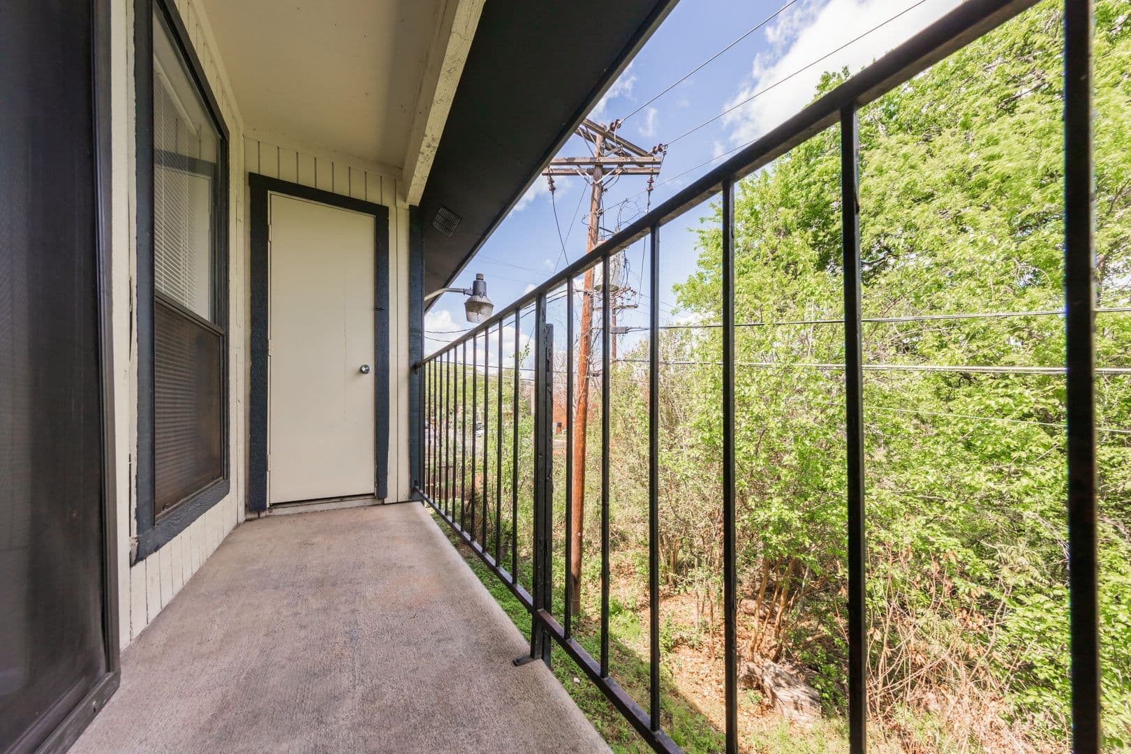 El Monty Apartments 20 of 20
