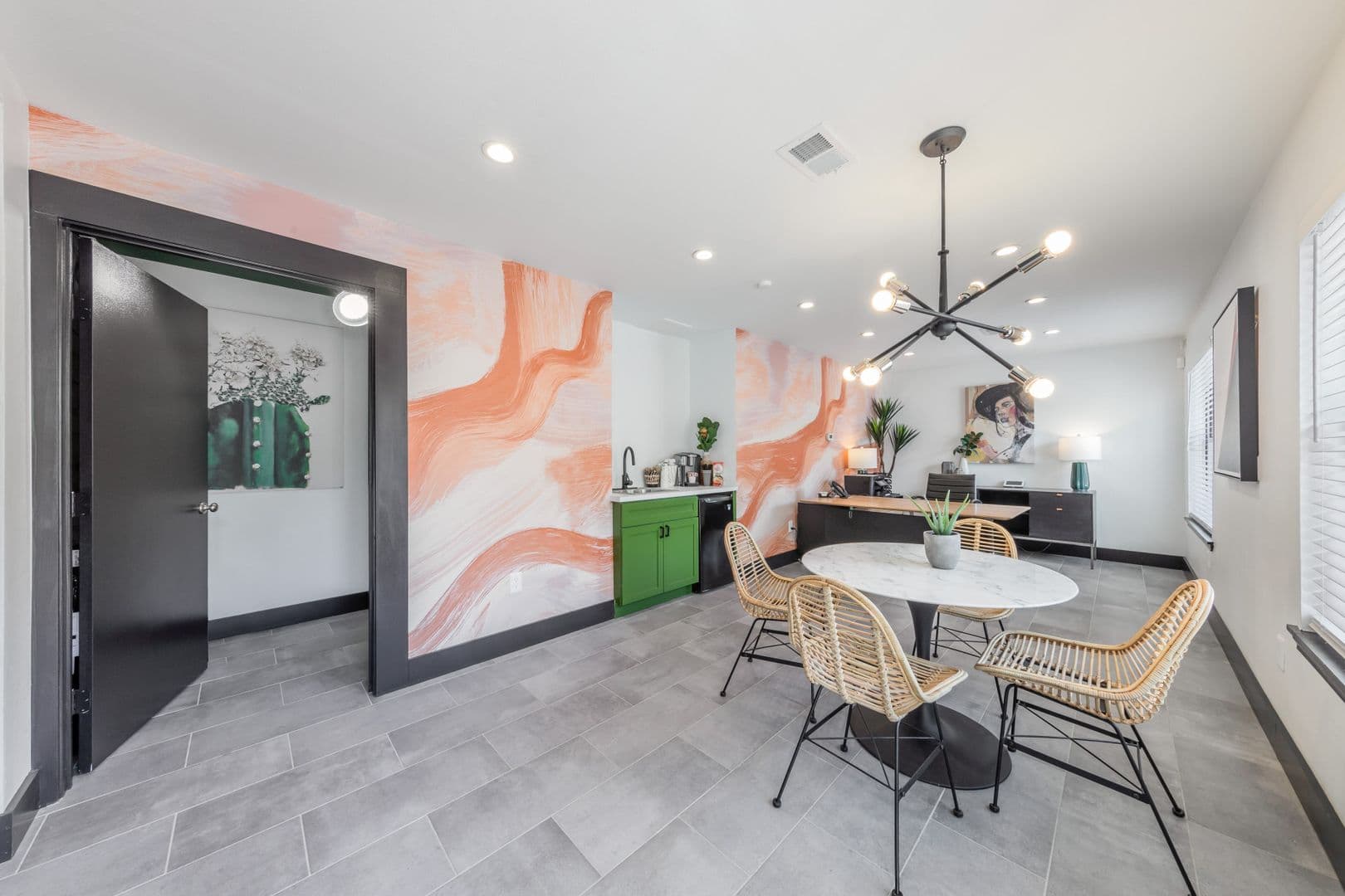 El Monty Apartments 22 of 32