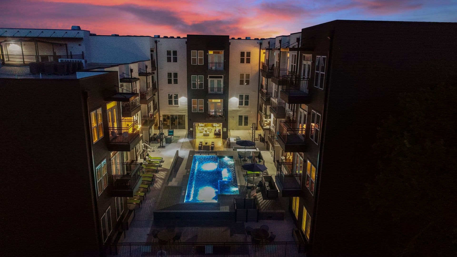 Mariposa Flats 5 of 12