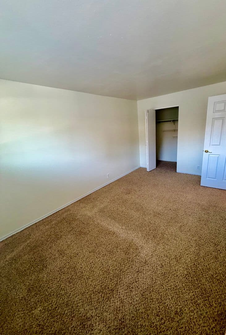 406 E. 3335 S. 9 of 10