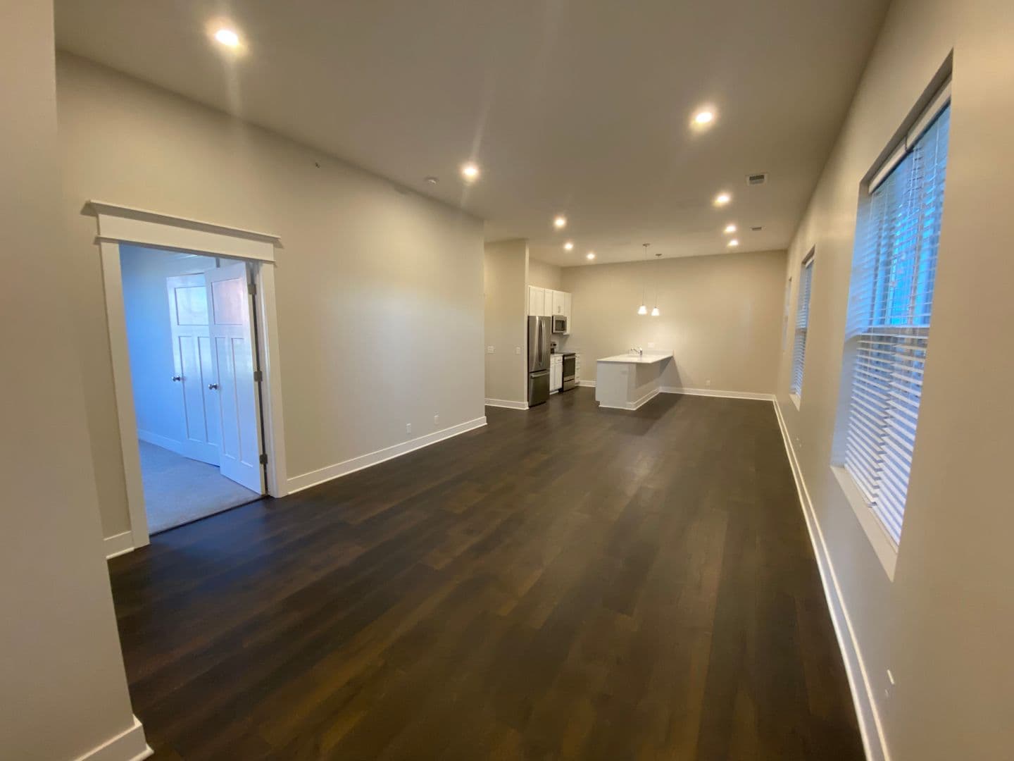 The Hinge Flats Modern Loft in Downtown 13 of 24