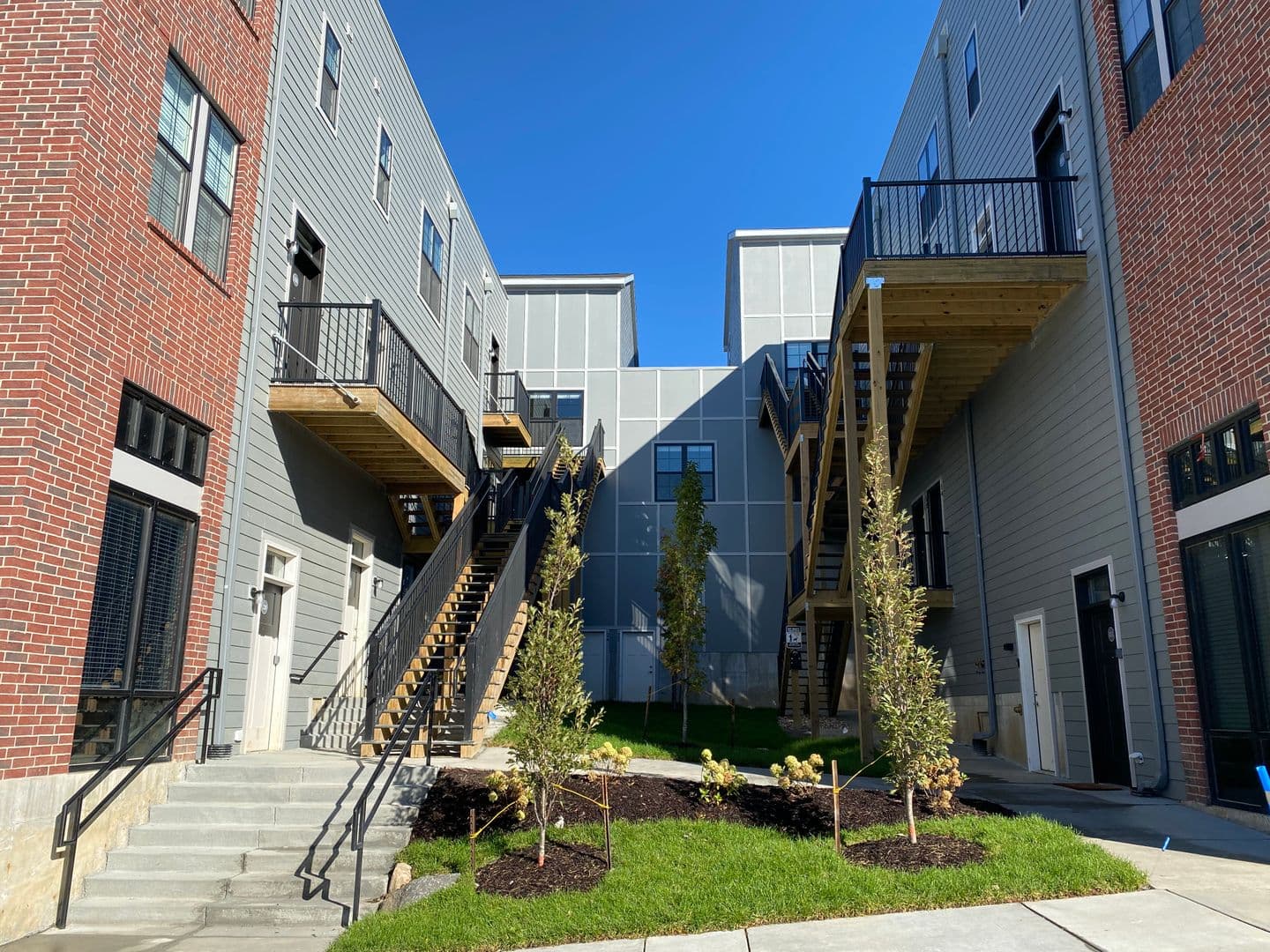 Hinge Flats Modern Loft in Downtown 1 of 24