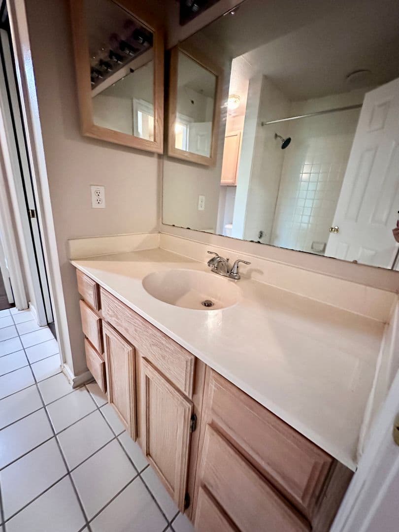 K779 - Pointe 360 #422 - FOR SALE 11 of 20