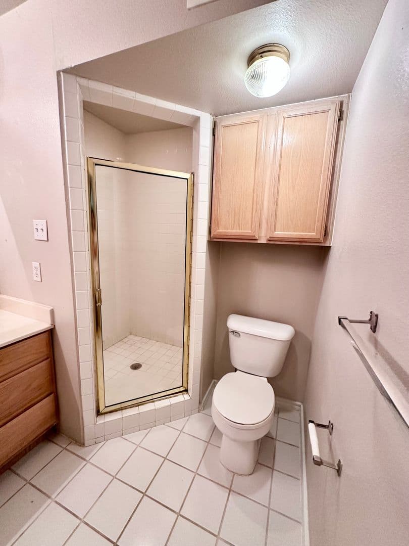 K779 - Pointe 360 #422 - FOR SALE 15 of 20