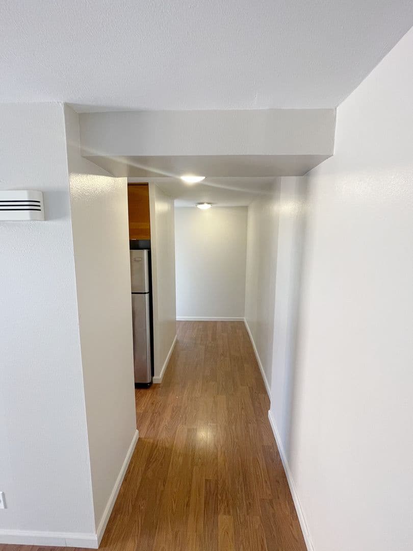 562-2020 Building 3 of 14