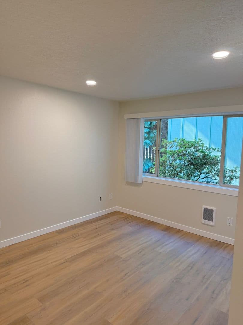 532 - Garden Court 8 of 9