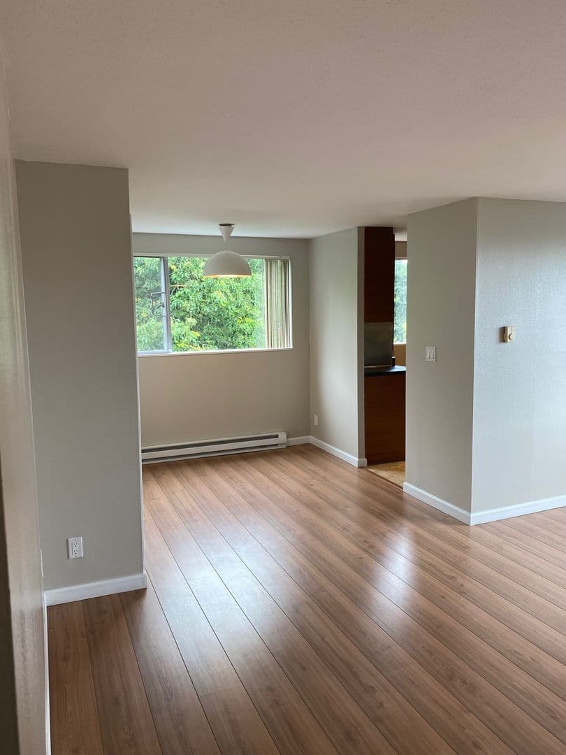 562-2020 Building 2 of 12