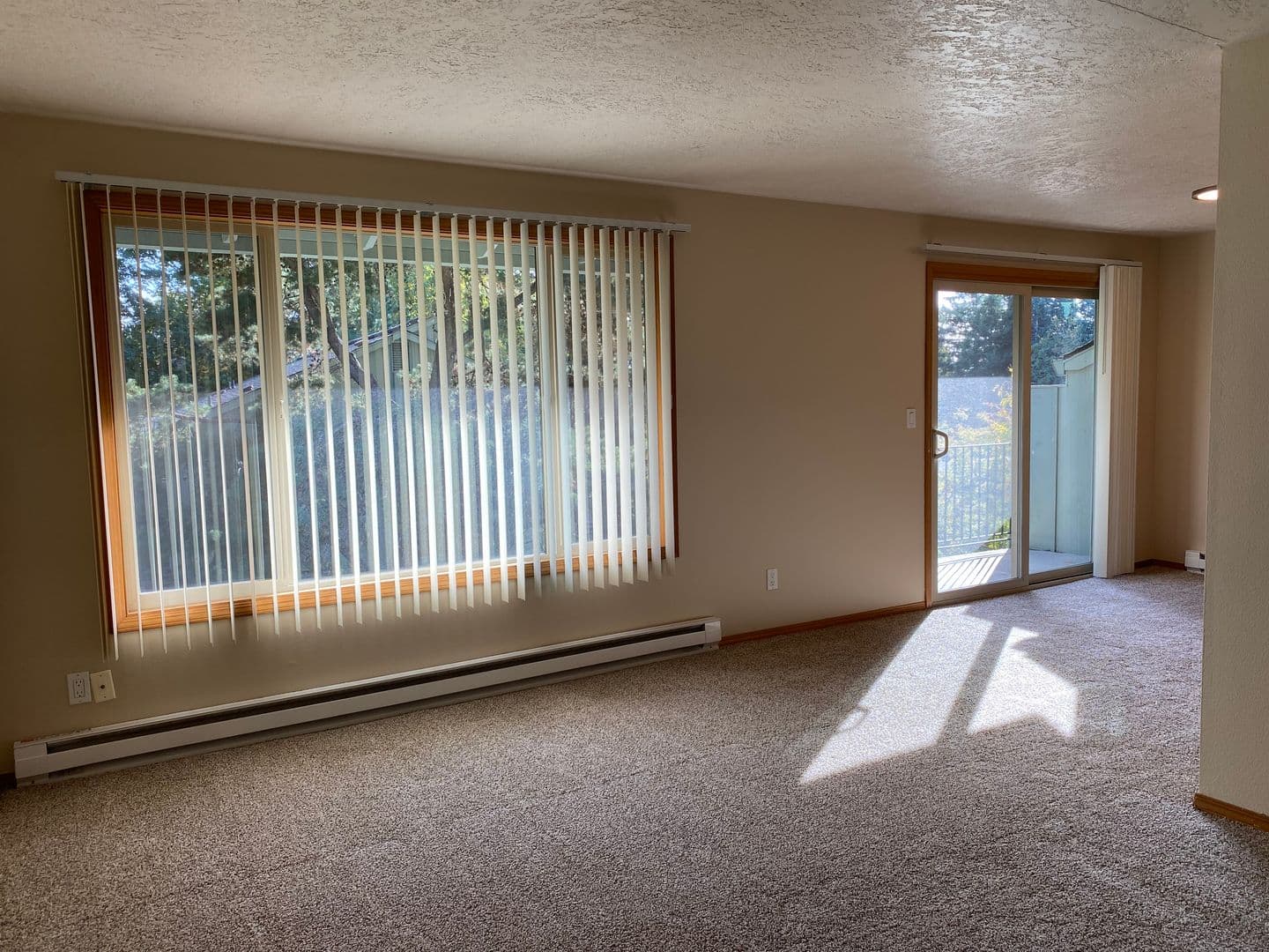 533 - Roxclif Court 5 of 16