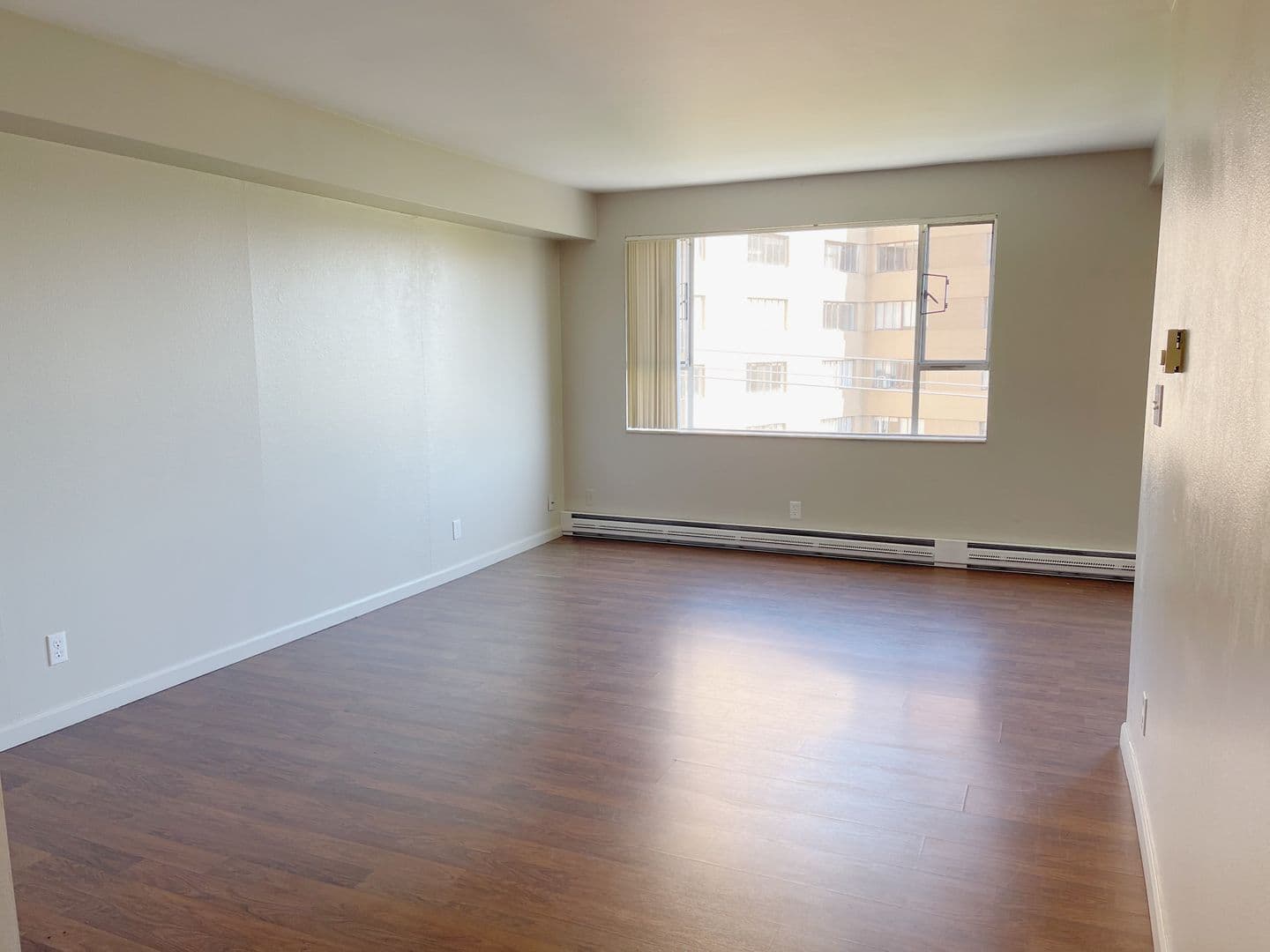 562-2020 Building 4 of 14