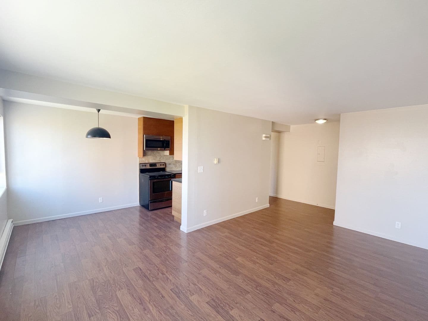 562-2020 Building 2 of 14