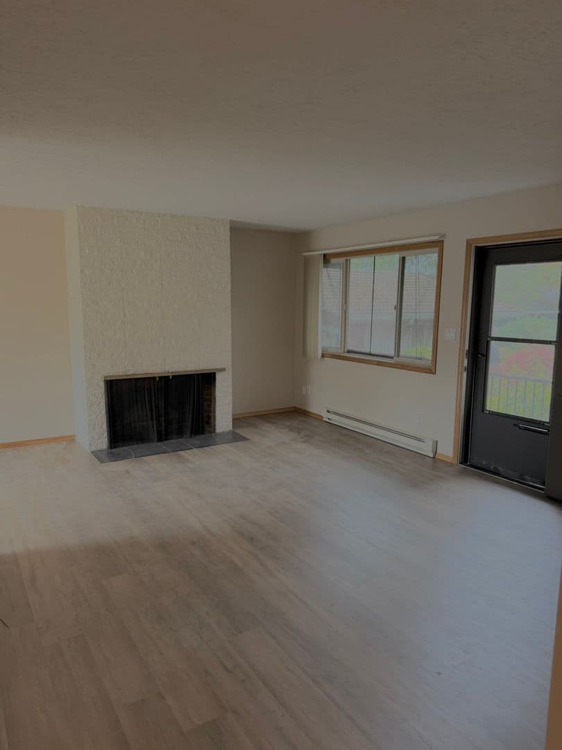 533 - Roxclif Court 8 of 15