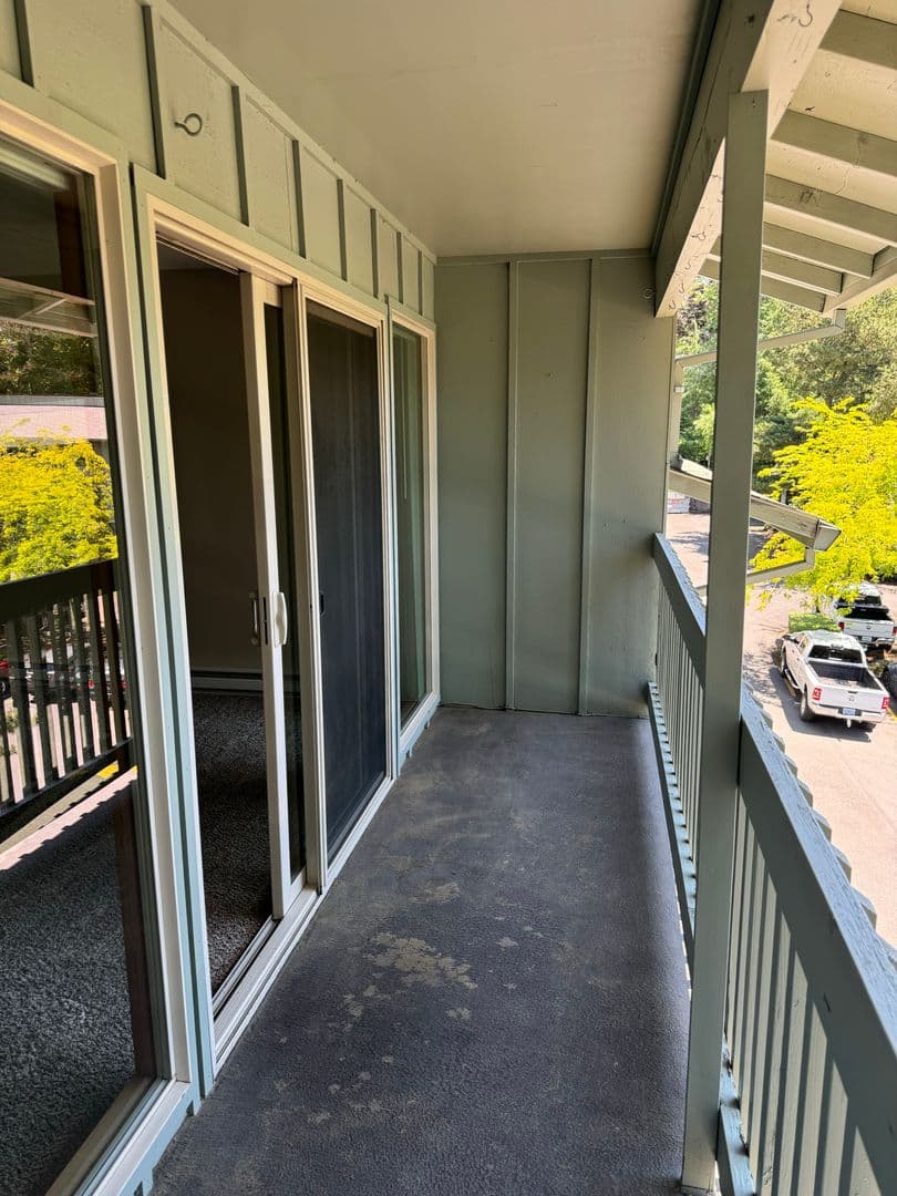 533 - Roxclif Court 5 of 16