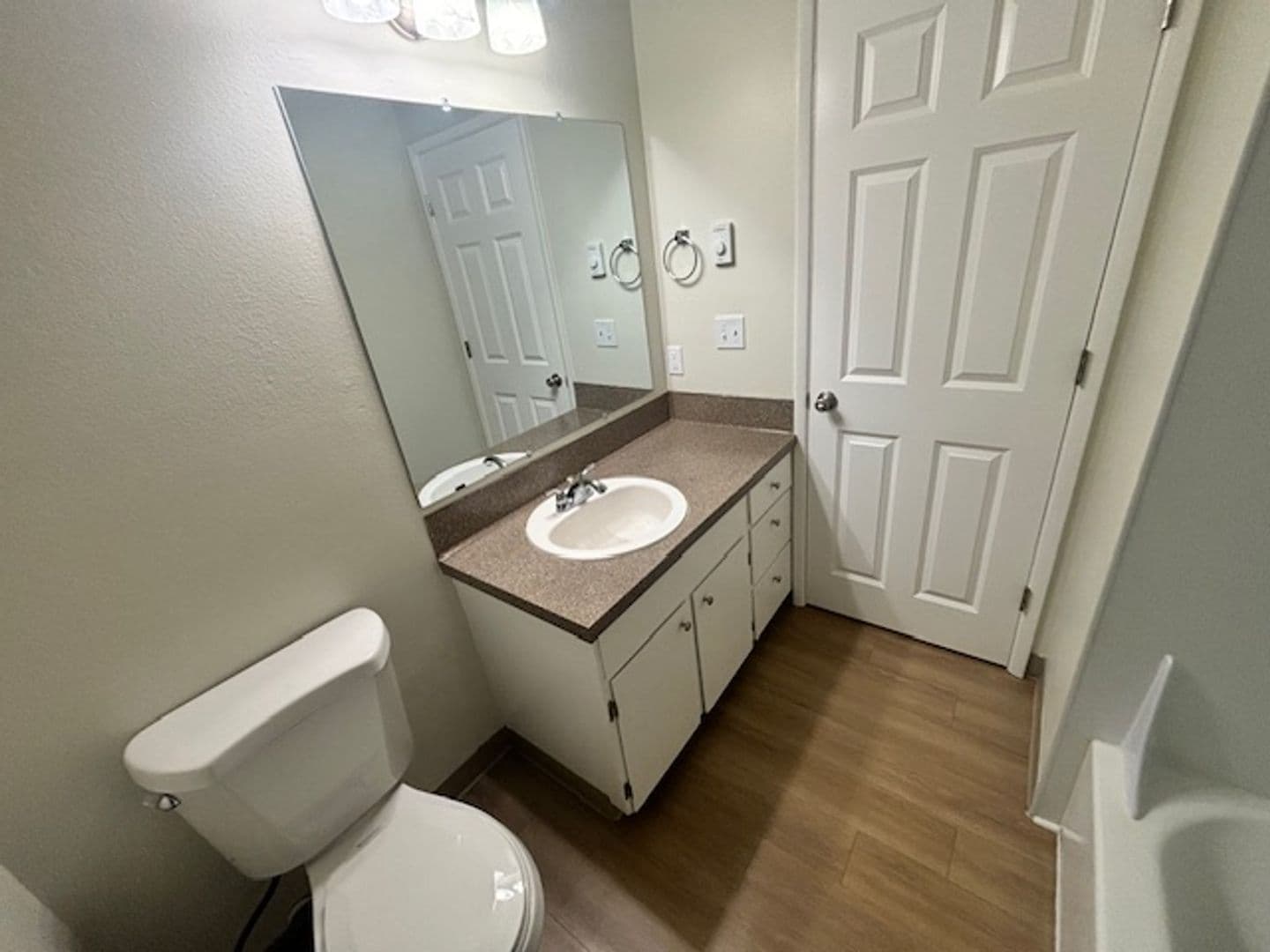 640 - Fairway Village 9 of 19