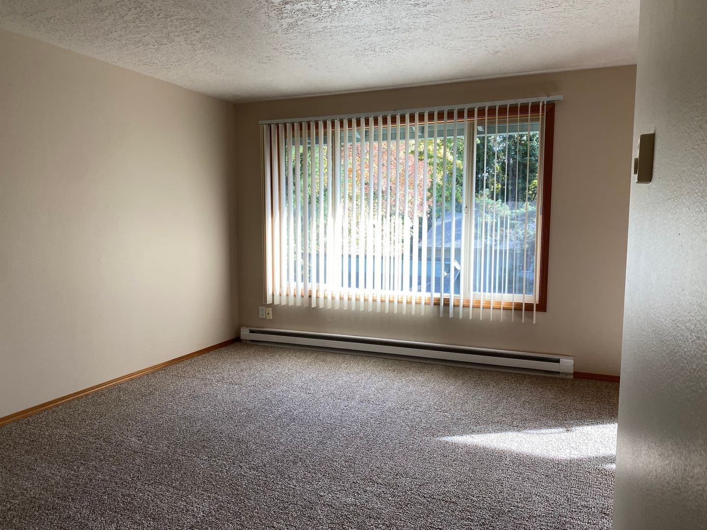 533 - Roxclif Court 6 of 16