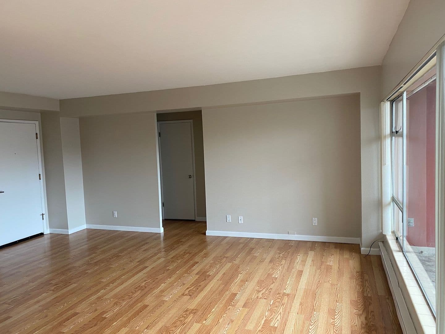 562-2020 Building 6 of 9