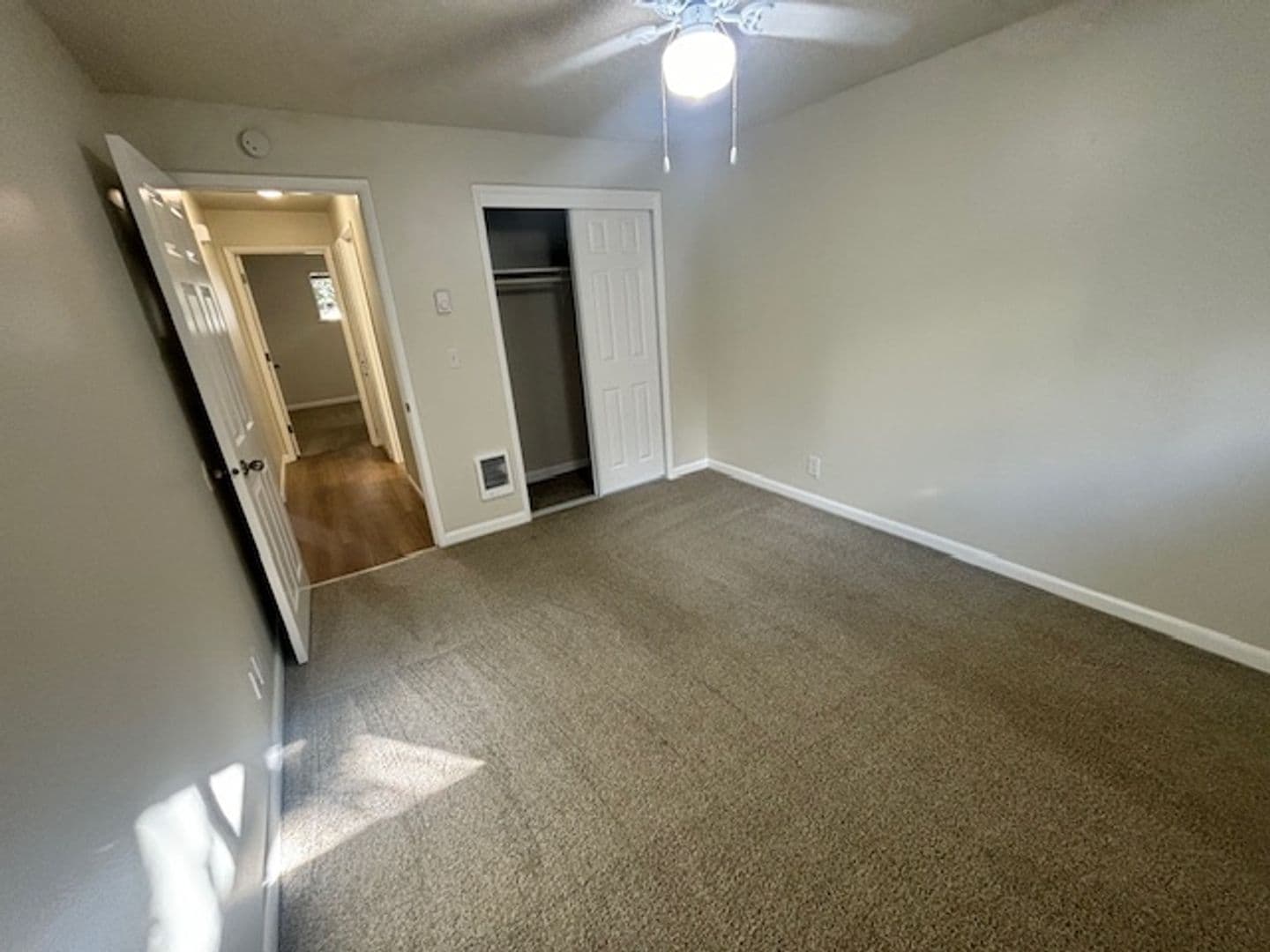 640 - Fairway Village 13 of 19