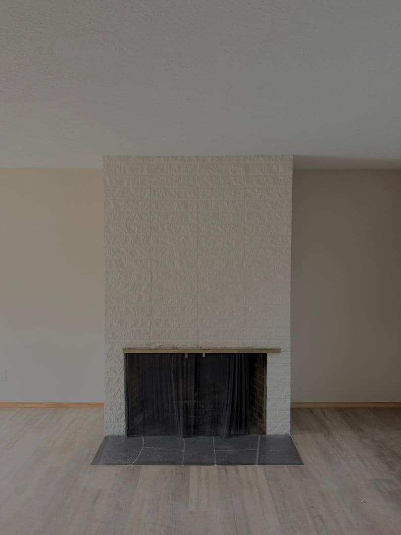 533 - Roxclif Court 2 of 15