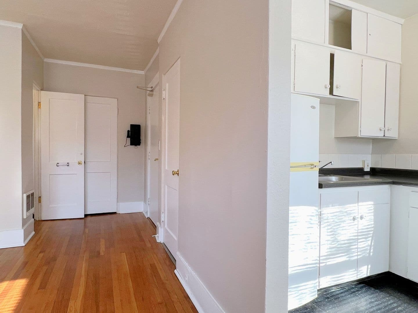 634 - Whitestone 6 of 9