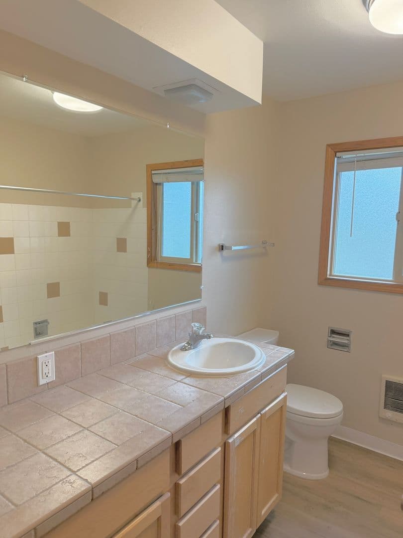 533 - Roxclif Court 10 of 15