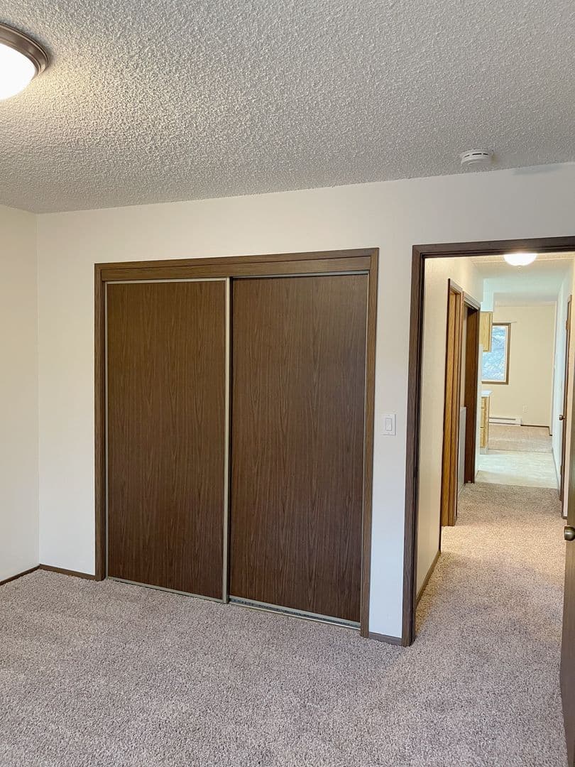 535 - Hilltop Apartments 14 of 16