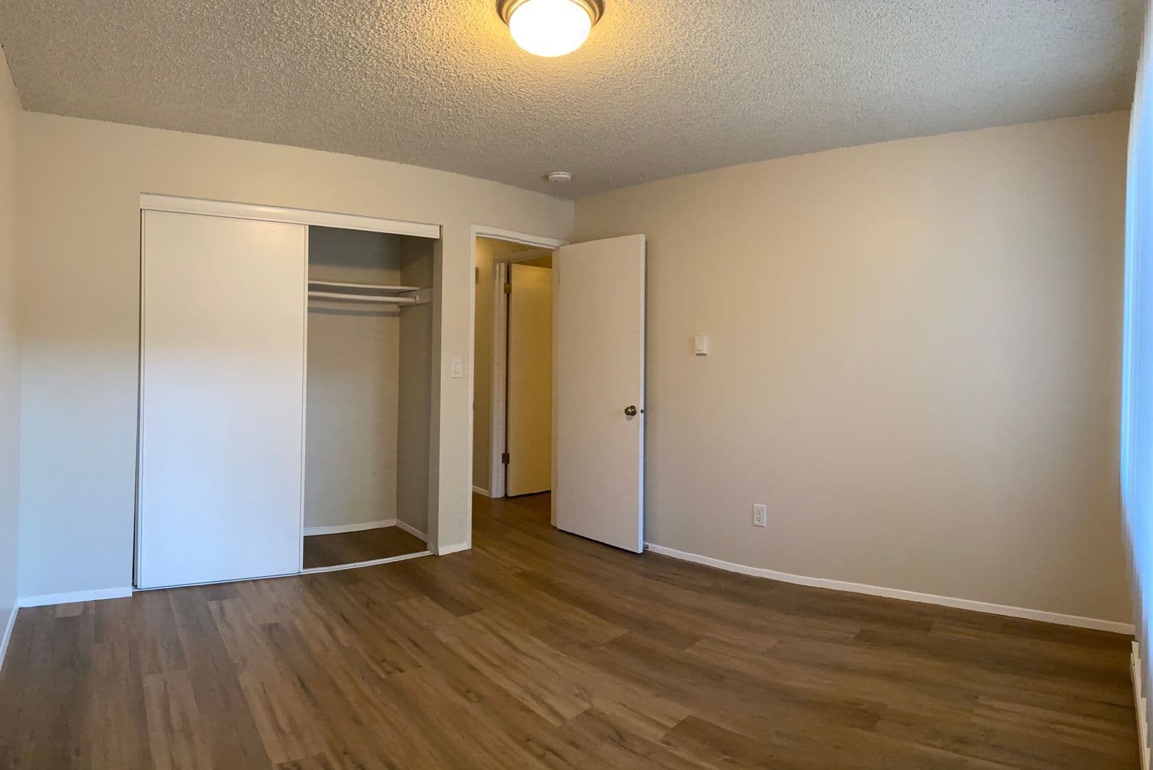 535 - Hilltop Apartments 12 of 19