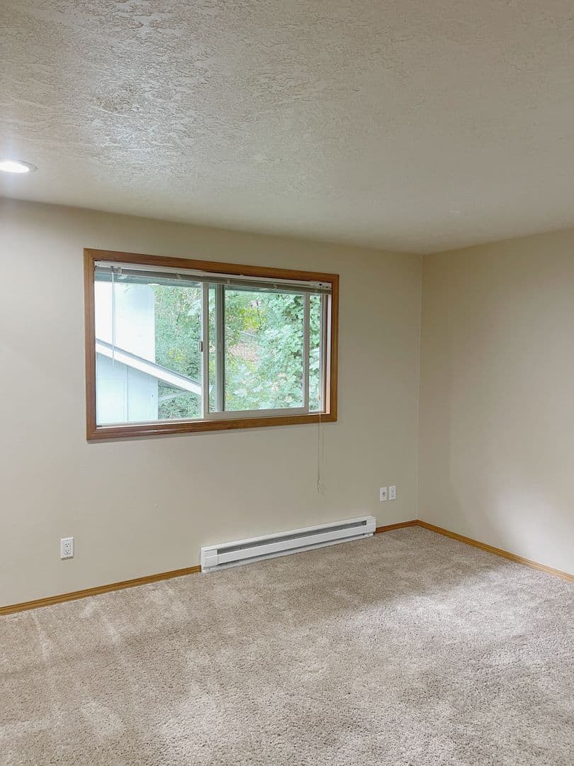 533 - Roxclif Court 7 of 10