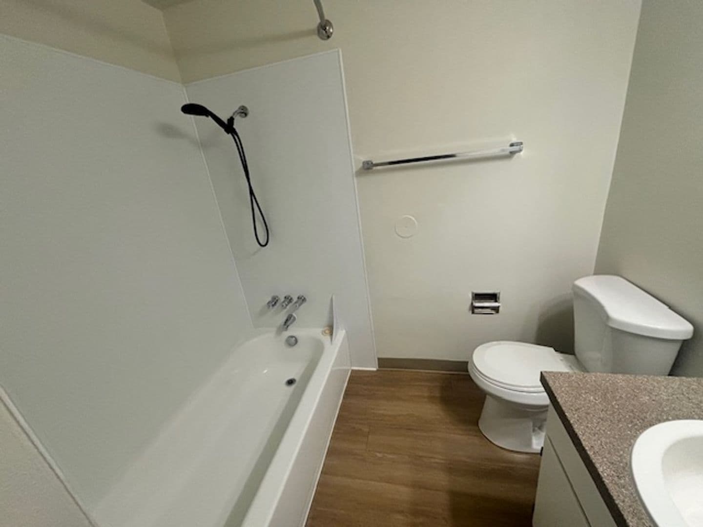 640 - Fairway Village 8 of 19