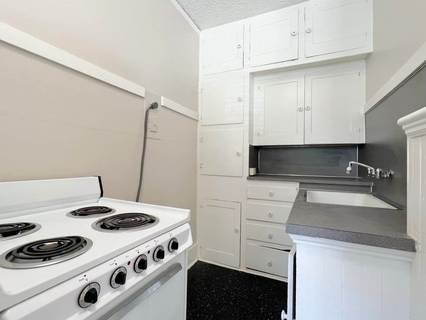 634 - Whitestone 5 of 9