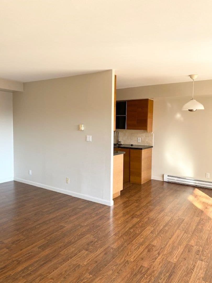 562-2020 Building 2 of 8