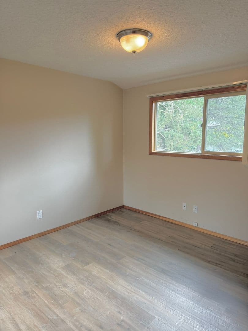 533 - Roxclif Court 11 of 15