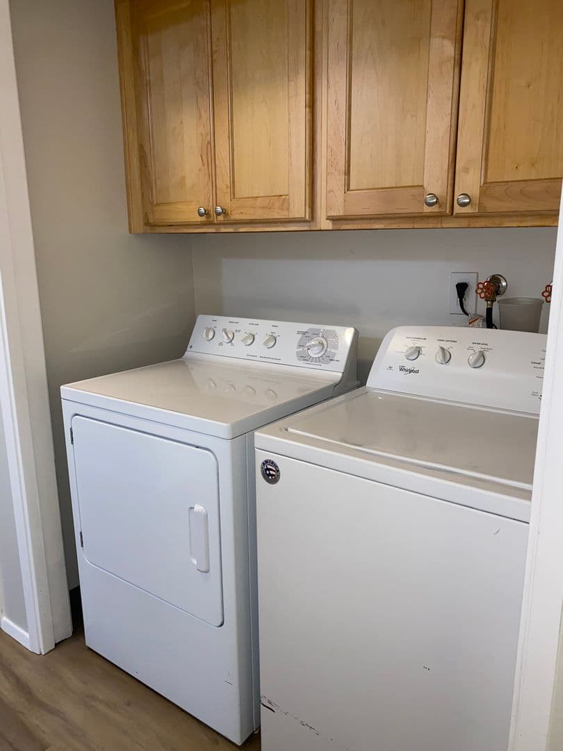 535 - Hilltop Apartments 10 of 19
