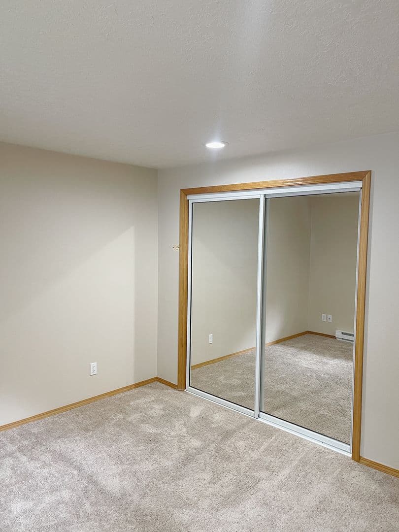 533 - Roxclif Court 8 of 10