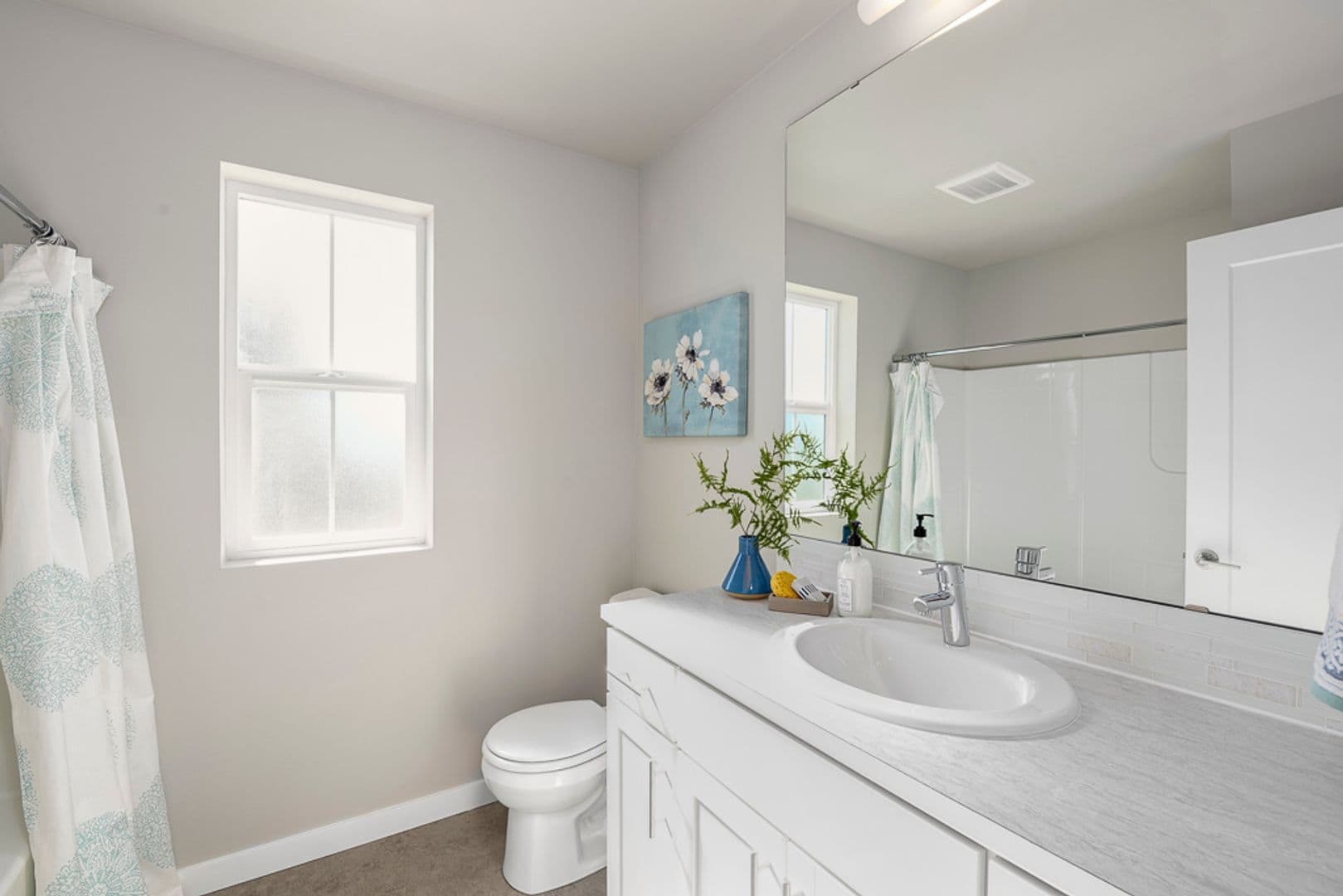 4 Bedroom townhome on greenbelt | 2 Car Garage and Driveway 18 of 19