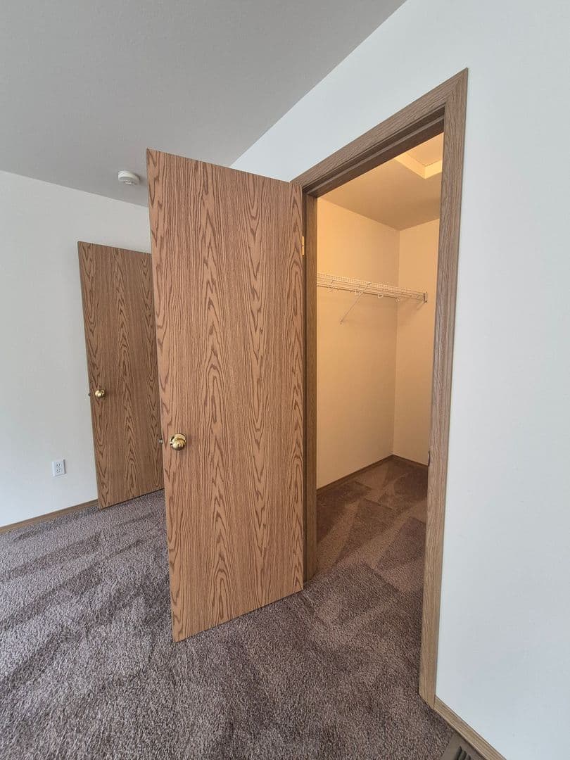 BALLOU ESTATES 12 of 13