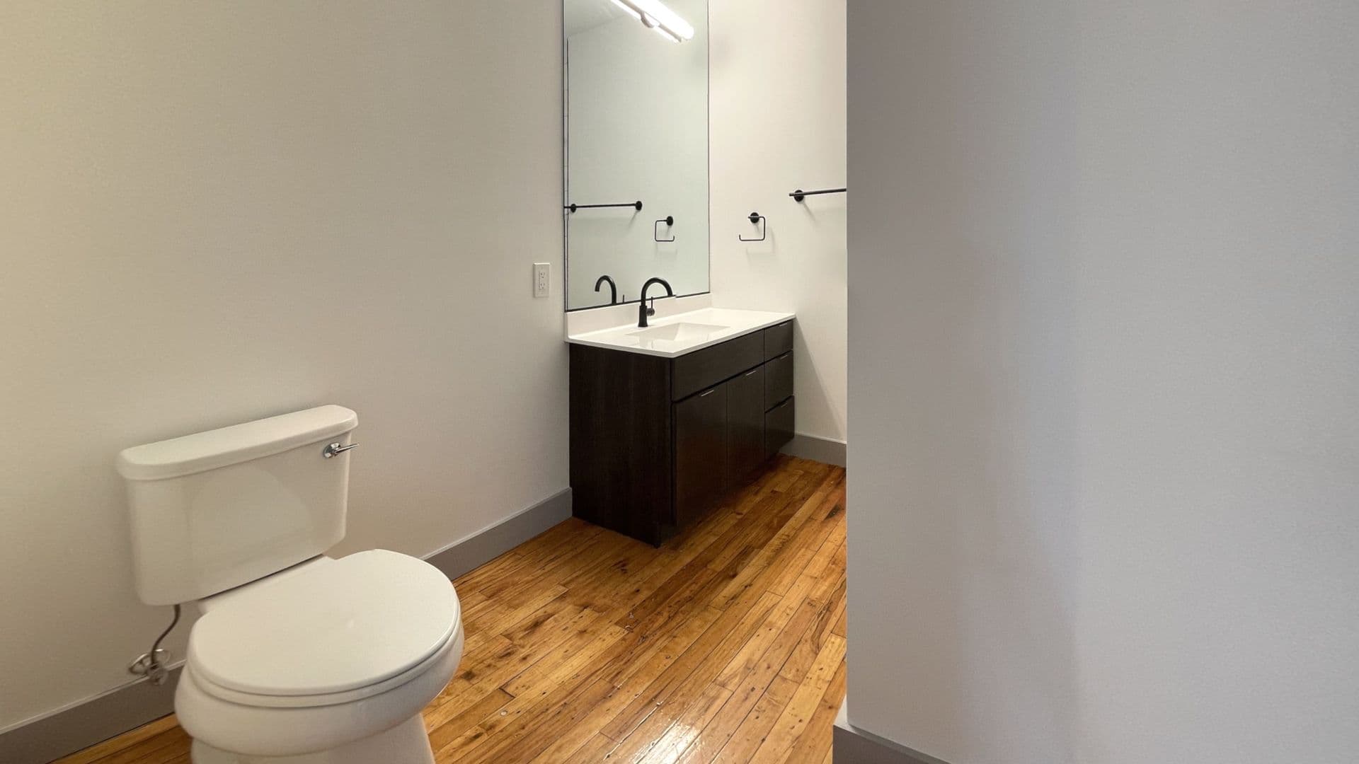 Laros Lofts - Residential 4 of 5