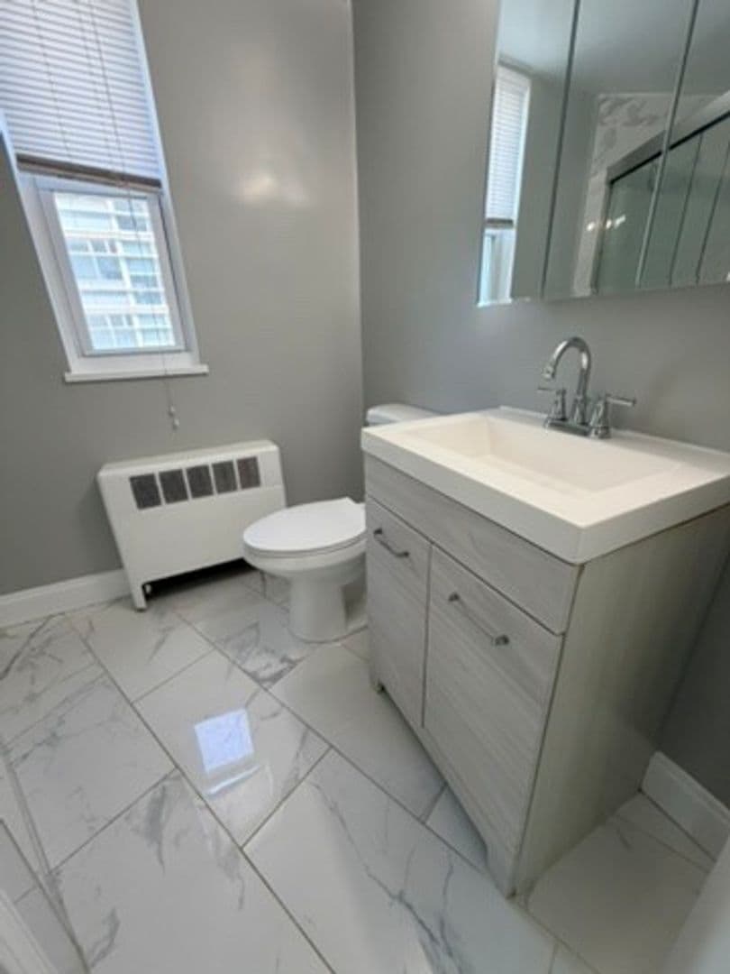5323 Connecticut LLC (Chevy Chase Towers) 5 of 10