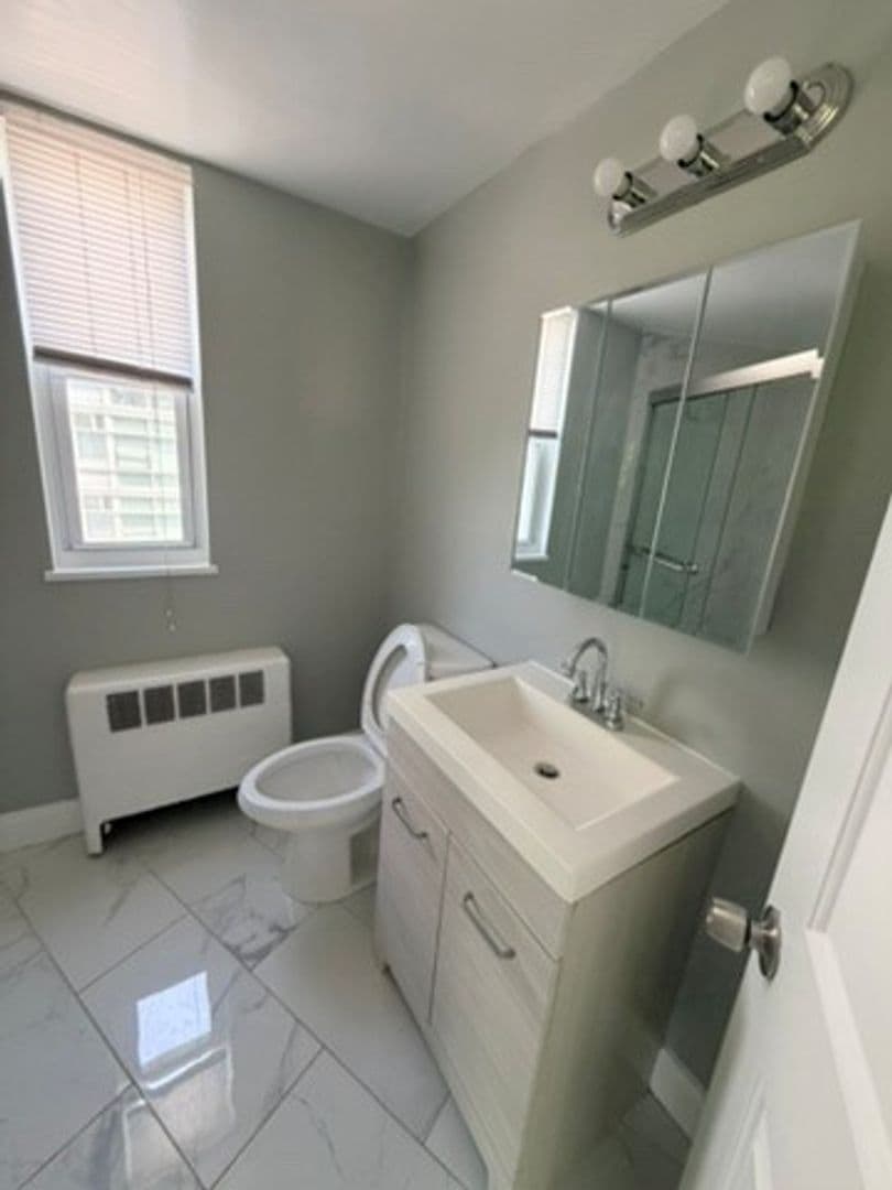 5323 Connecticut LLC (Chevy Chase Towers) 4 of 8