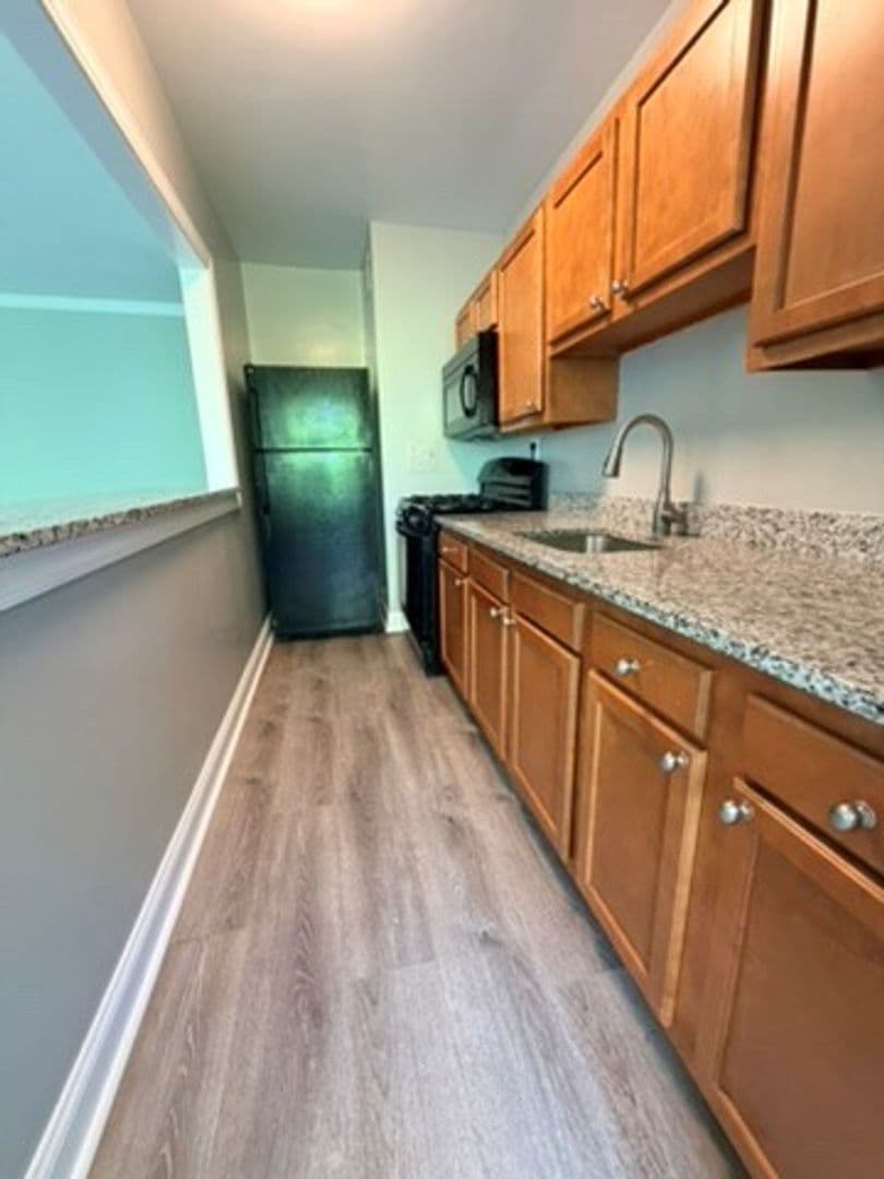 5323 Connecticut LLC (Chevy Chase Towers) 7 of 10