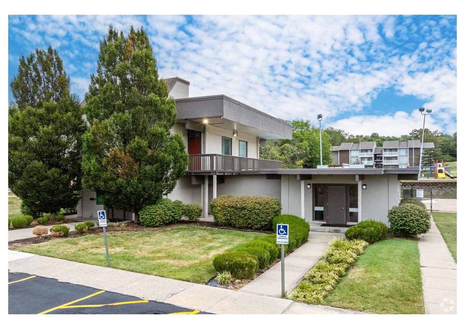 Emerald Hills Apartments 9 of 13