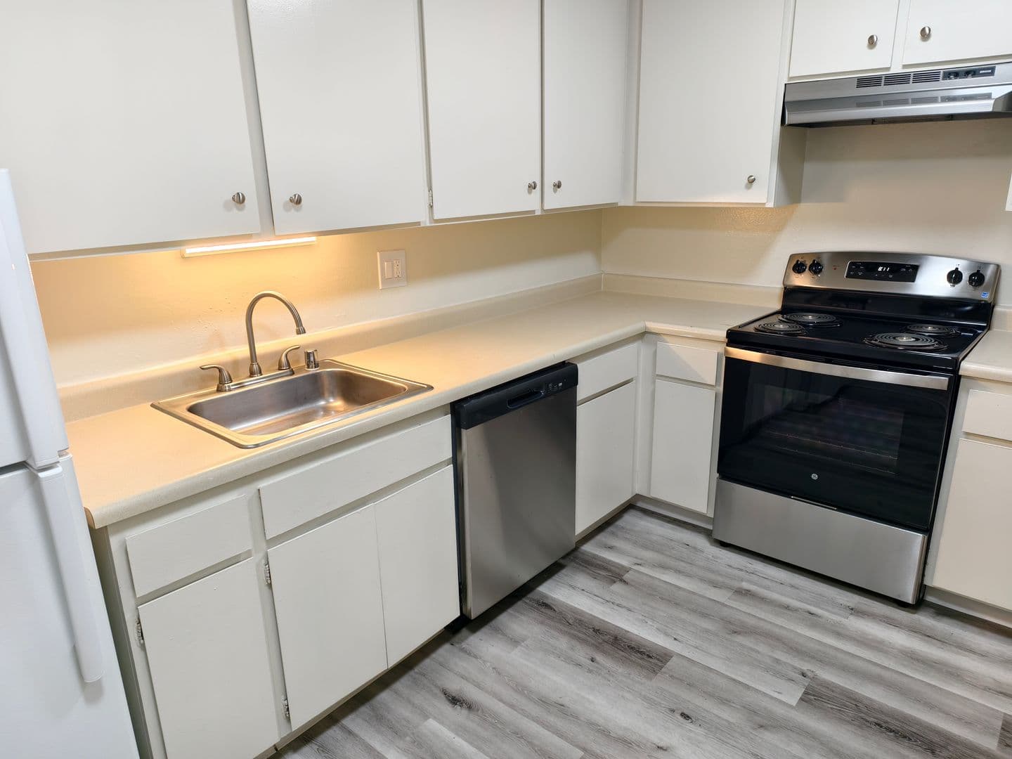Governors Square Apartments 16 of 17