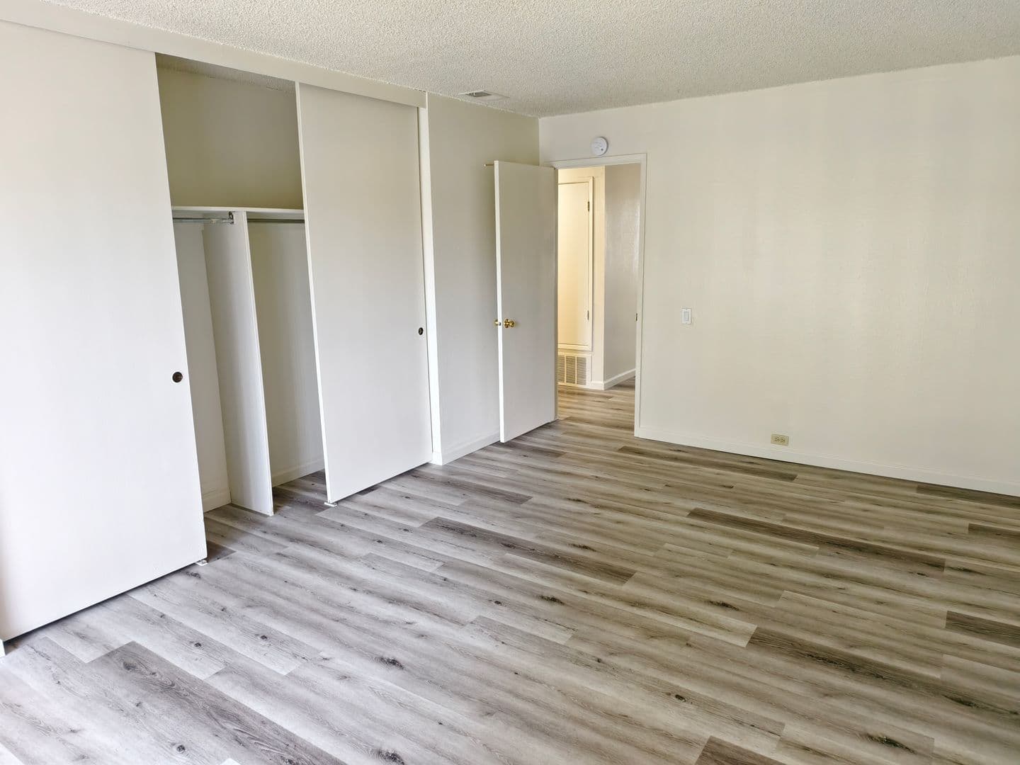 Governors Square Apartments 37 of 114