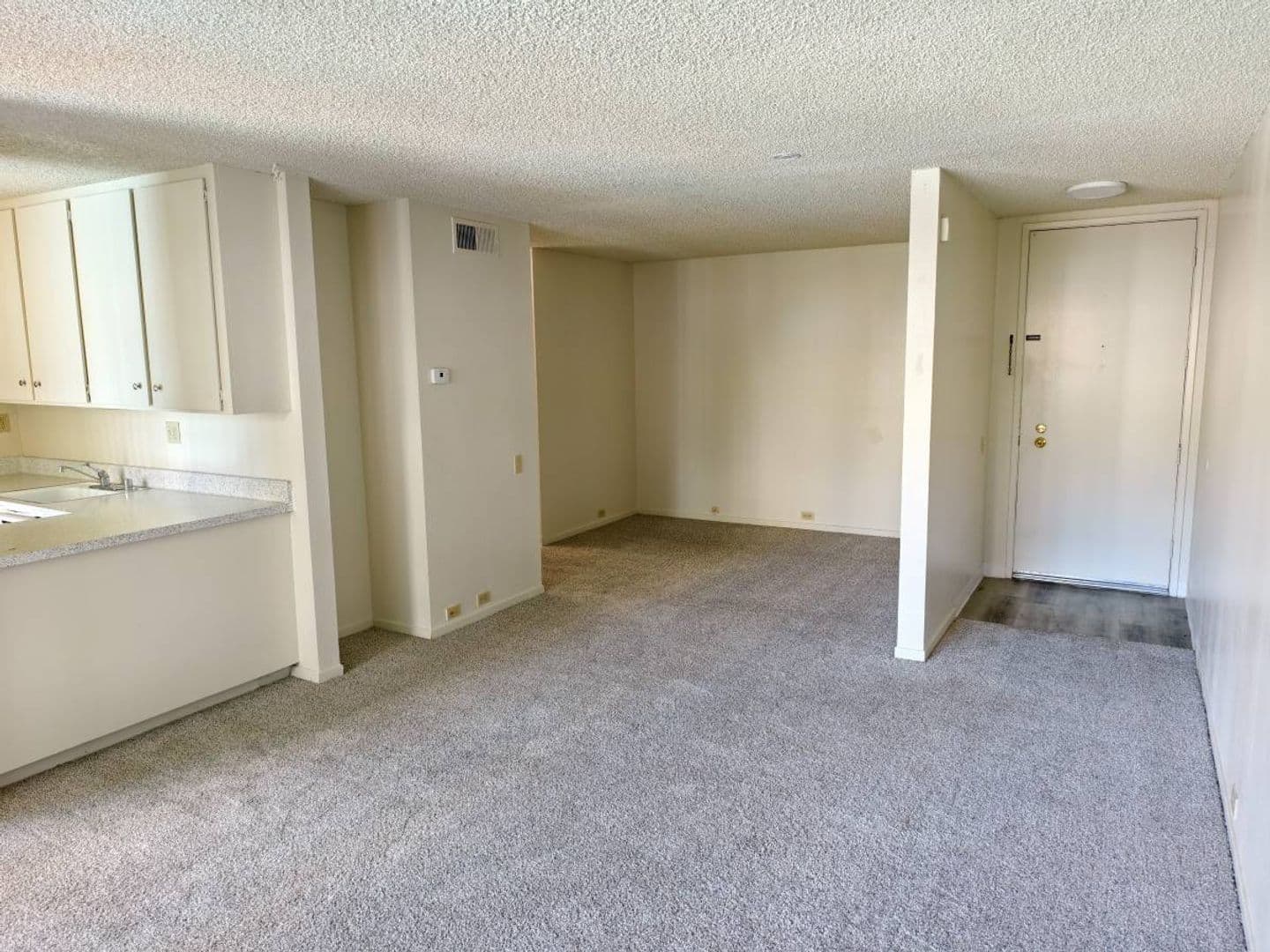 Governors Square Apartments 2 of 6