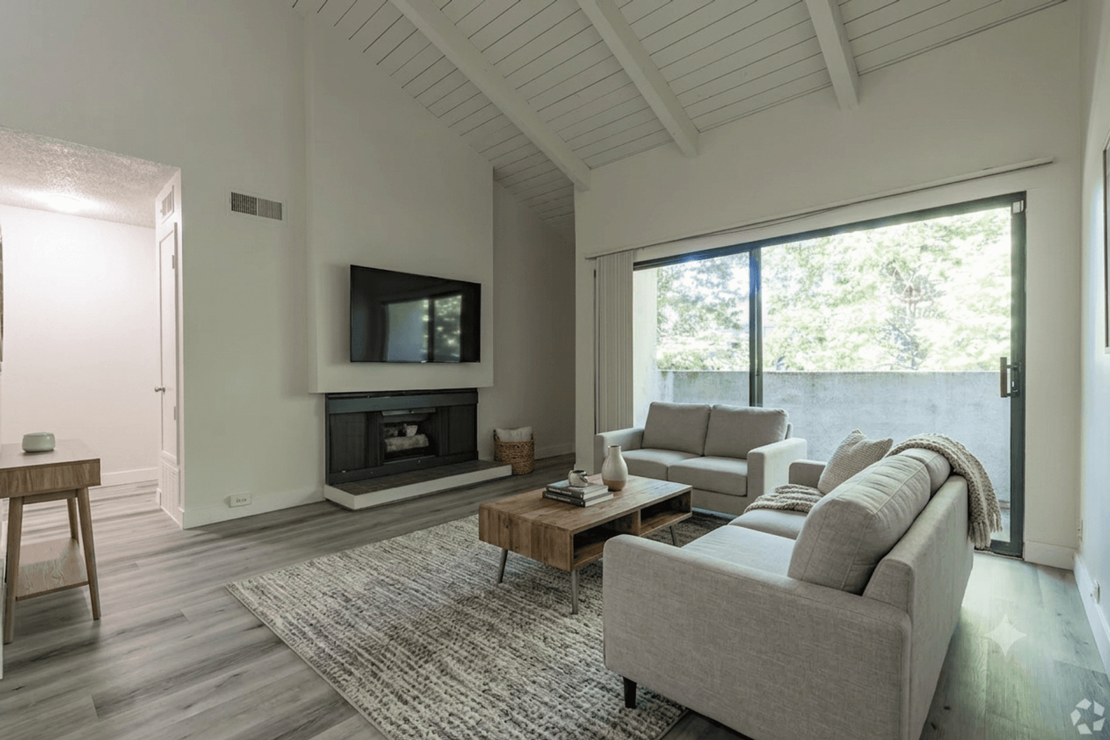 Governors Square Apartments 12 of 114