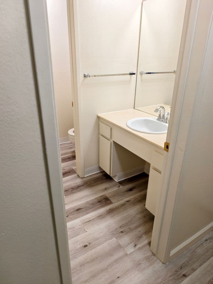 Governors Square Apartments 43 of 114