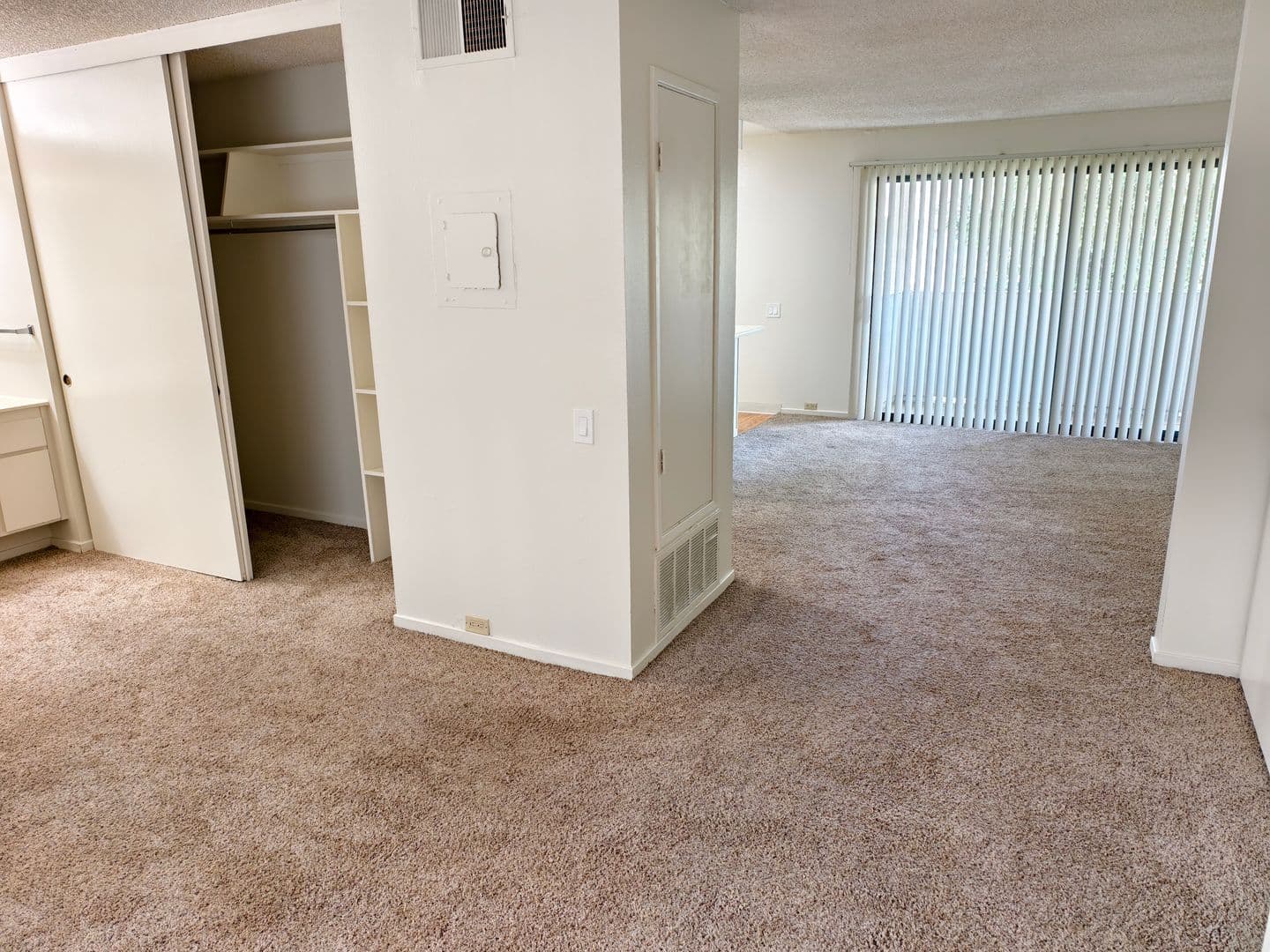 Governors Square Apartments 5 of 8
