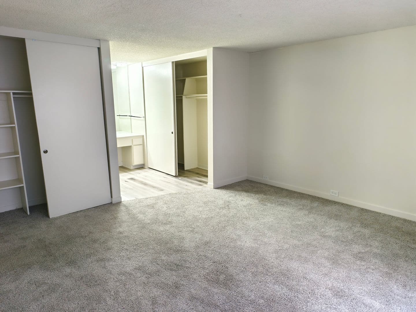 Governors Square Apartments 34 of 114