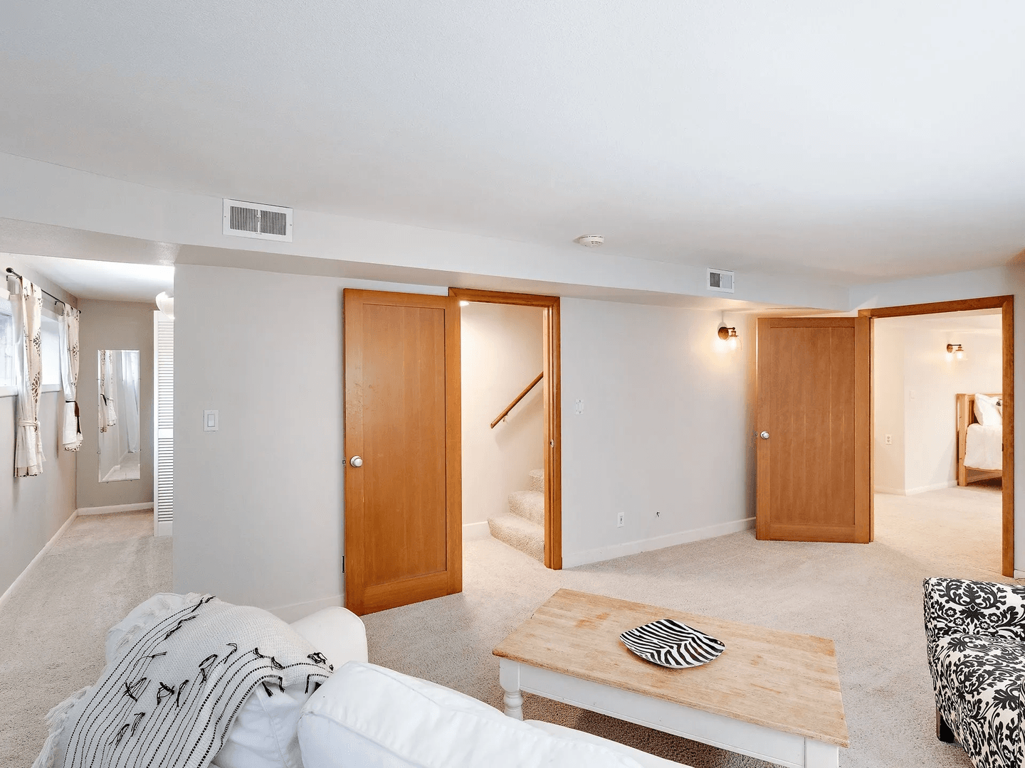Miner Way House 24 of 32