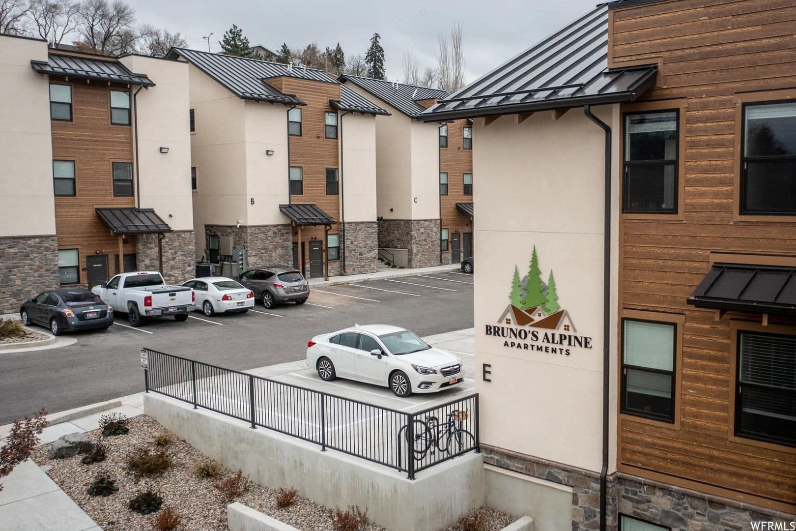 Bruno's Alpine Apartments 2 of 40