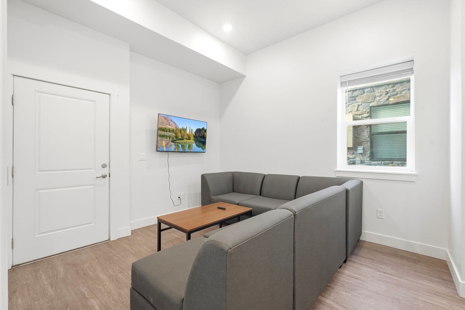 Bruno's Alpine Apartments 33 of 40