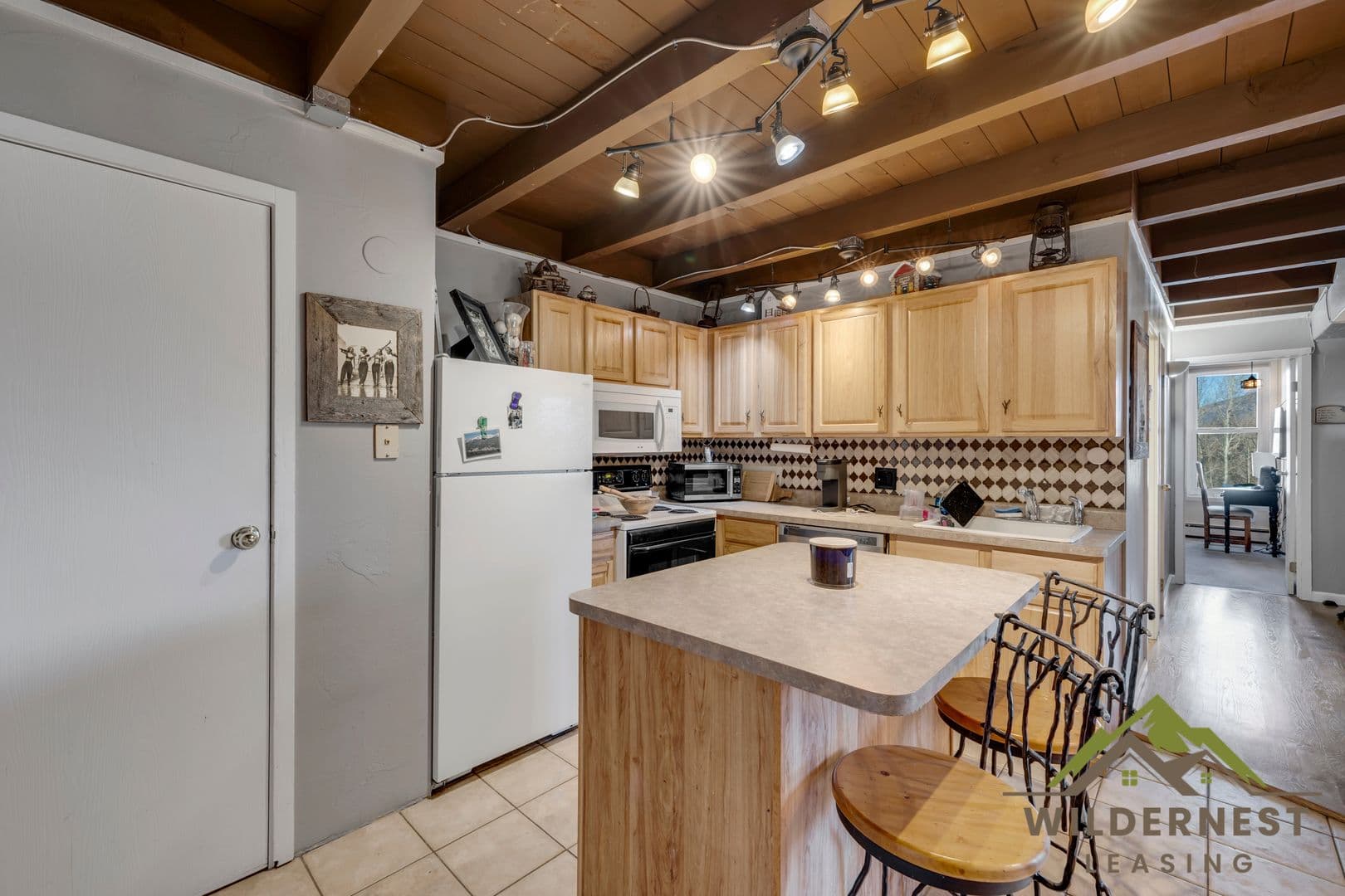 Treehouse 102C 6 of 18